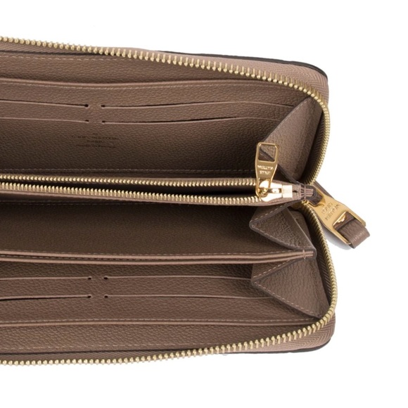 Louis Vuitton Monogram Empreinte Leather Zippy wallet - Picture 4 of 8